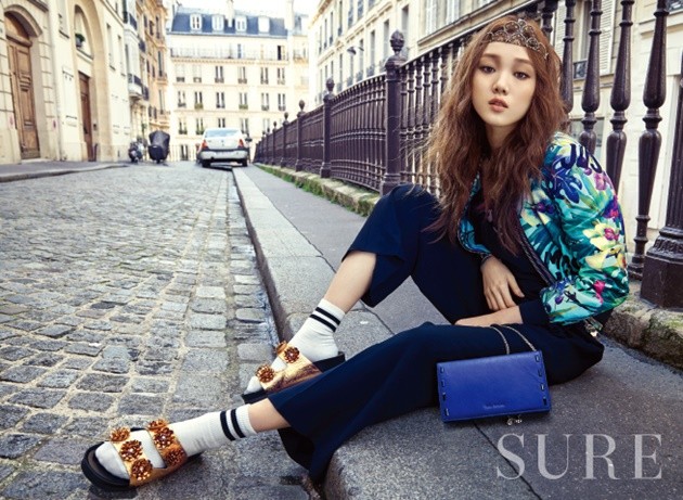 Gambar Foto Lee Sung Kyung di Majalah Sure Edisi April 2016