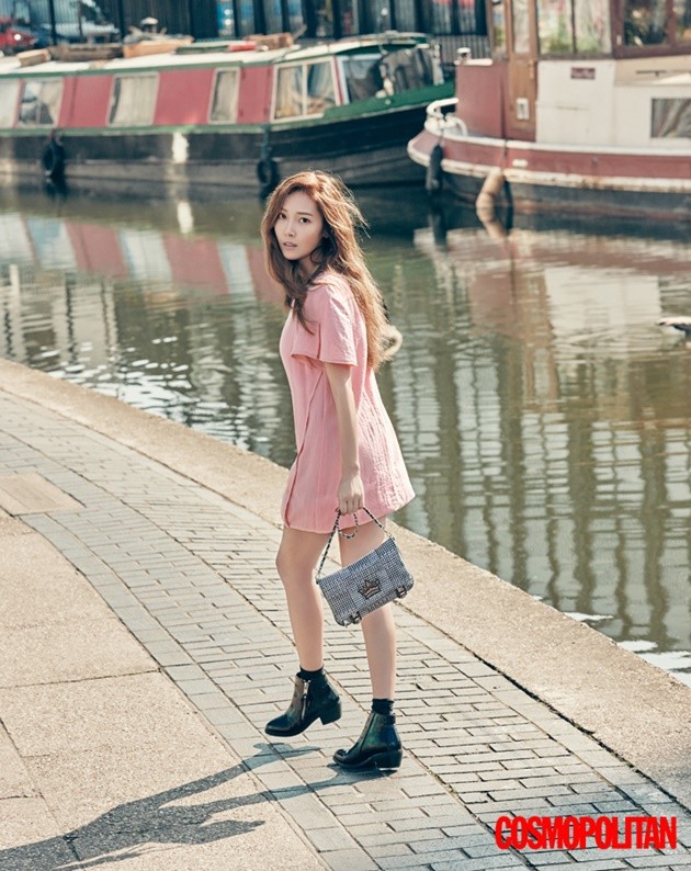 Gambar Foto Jessica Jung di Majalah Cosmopolitan Edisi Mei 2016