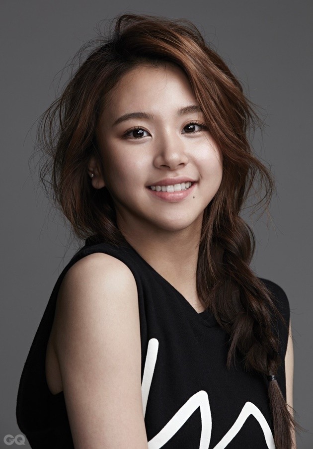 Gambar Foto Chaeyoung Twice di Majalah GQ Edisi Februari 2016