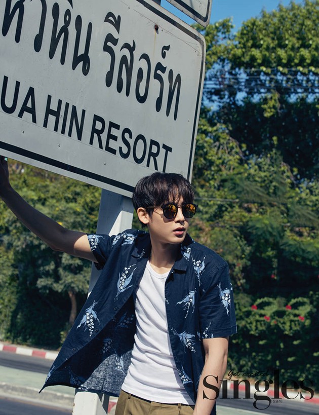 Gambar Foto Nichkhun 2PM di Majalah Singles Edisi April 2016