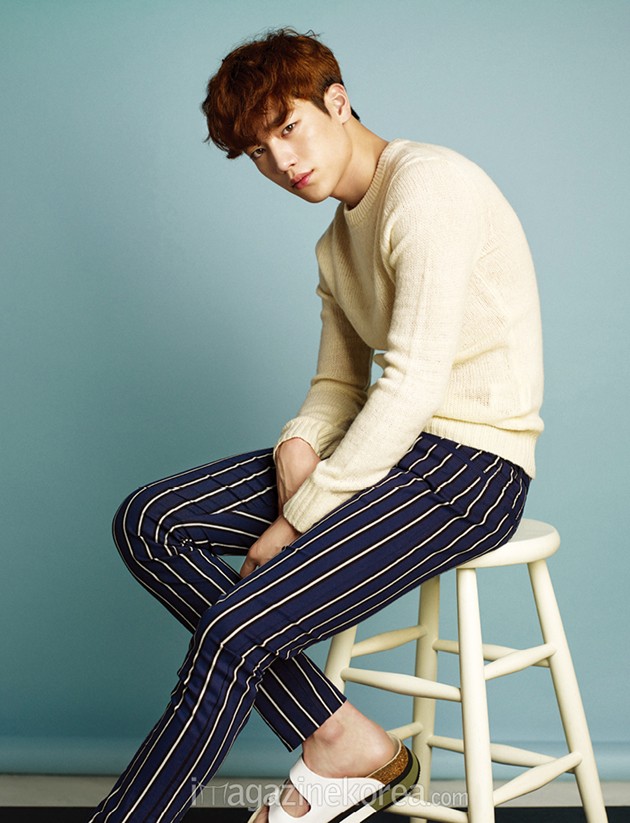 Gambar Foto Seo Kang Joon di Majalah Harper's Bazaar Edisi Maret 2016