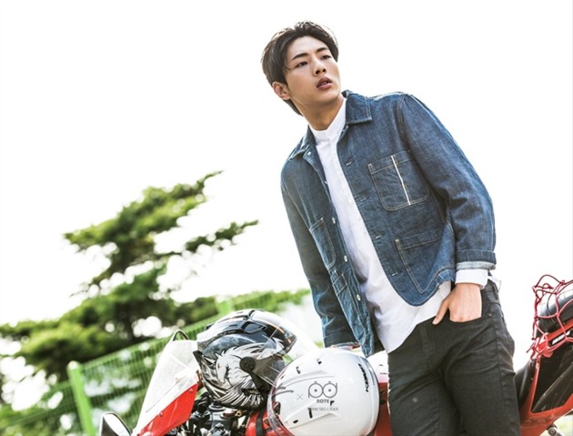 Gambar Foto Ji Soo Berperan Sebagai Kim Soo Chul