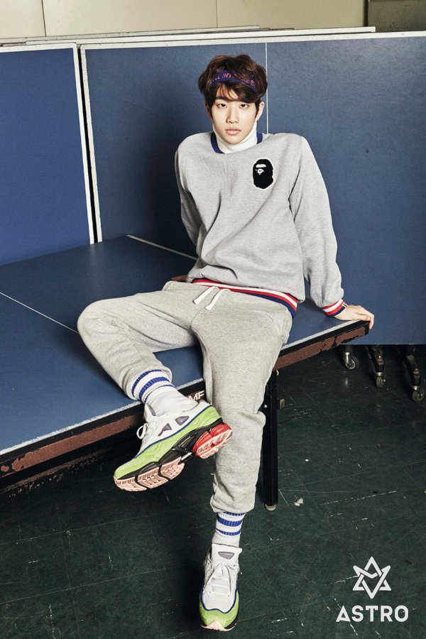 Gambar Foto MJ ASTRO di Teaser Debut Mini Album 'Spring Up'