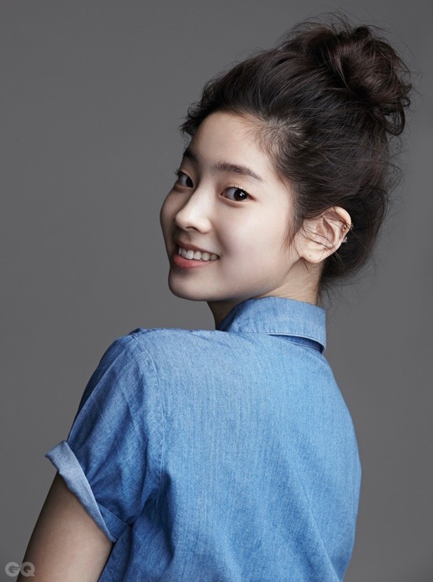 Gambar Foto Dahyun Twice di Majalah GQ Edisi Februari 2016