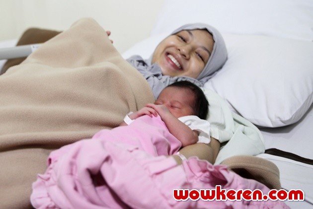 Gambar Foto Natasha Rizki Dikaruniai Anak Kedua