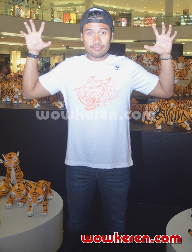 Gambar Foto Chico Jericho di Peringatan Hari Harimau Sedunia