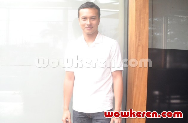Gambar Foto Nicholas Saputra di Peluncuran DVD Film 'Ada Apa dengan Cinta 2'