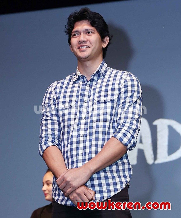 Gambar Foto Iko Uwais di Konferensi Pers Film 'Headshot'
