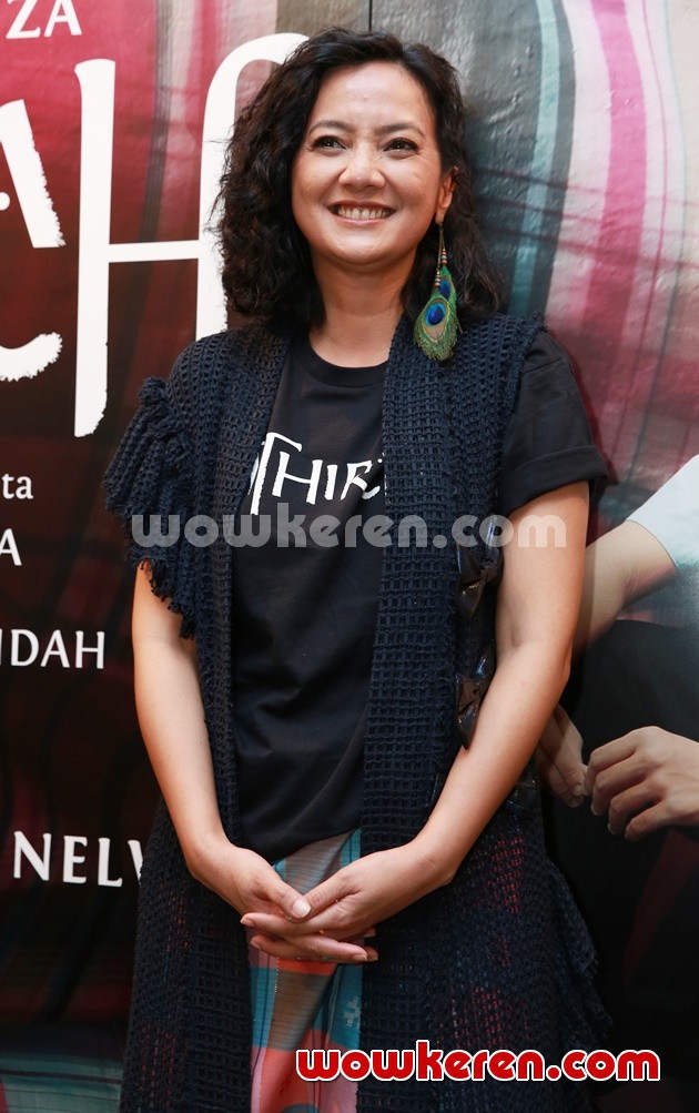 Gambar Foto Cut Mini Hadiri Konferensi Pers Film 'Athirah'