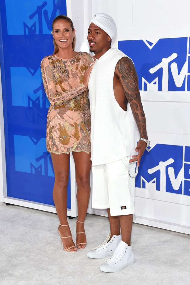 Gambar Foto Heidi Klum dan Nick Cannon di Red Carpet MTV Video Music Awards 2016