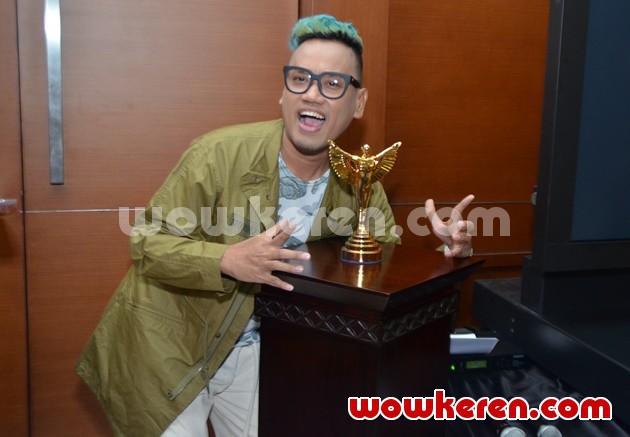 Gambar Foto Uya Kuya di Konferensi Pers 'The 19th Panasonic Gobel Awards'