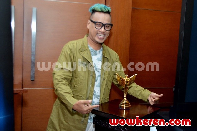 Gambar Foto Uya Kuya di Konferensi Pers 'The 19th Panasonic Gobel Awards'