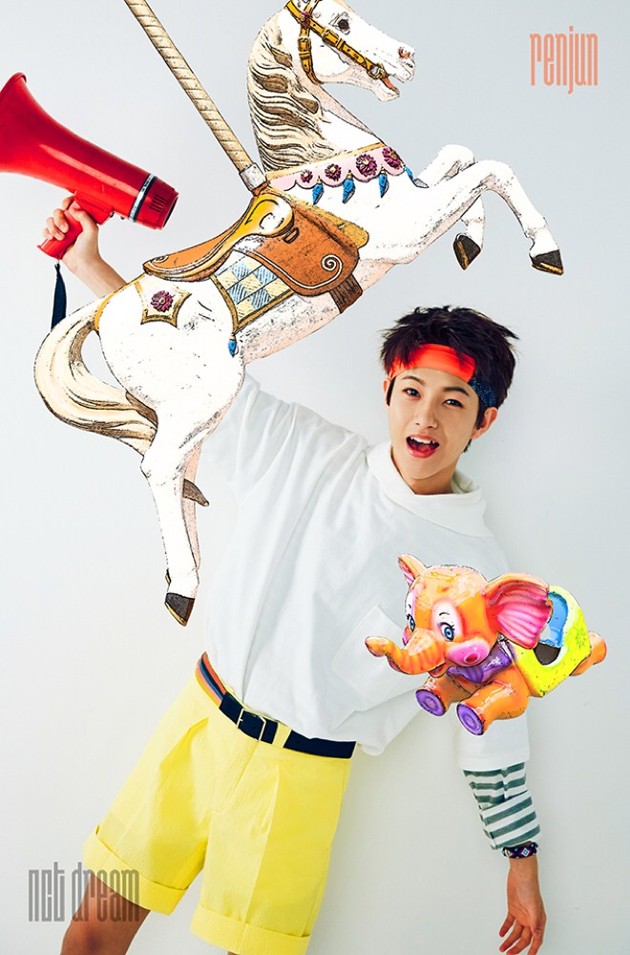 Foto Renjun NCT Dream di Teaser Debut 'Chewing Gum' - Foto 2 dari 33