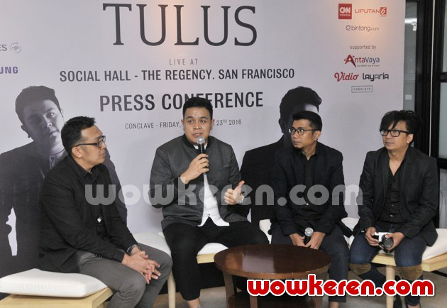 Gambar Foto Tulus Saat Jumpa Pers Konser Amerika