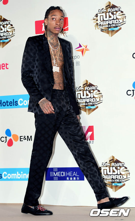 Gambar Foto Wiz Khalifa di Red Carpet MAMA 2016