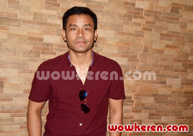 Gambar Foto Judika di Konferensi Pers Launching Album 'Bebi Romeo-Glenn Fredly'