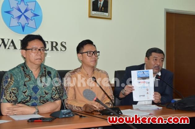 Gambar Foto Eko Patrio di Kantor Dewan Pers, Jakarta