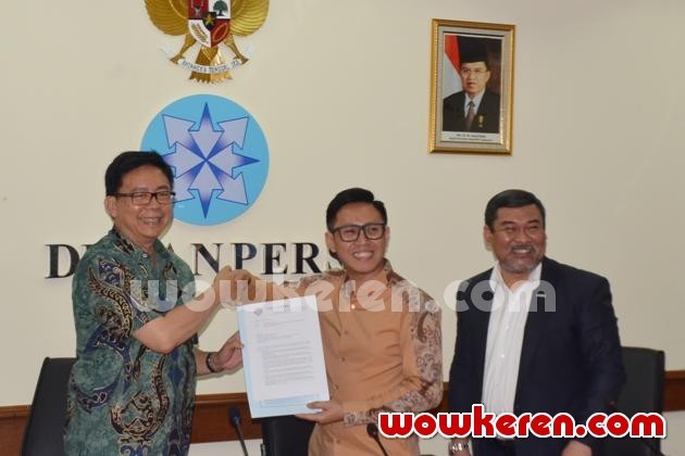Gambar Foto Eko Patrio di Kantor Dewan Pers, Jakarta