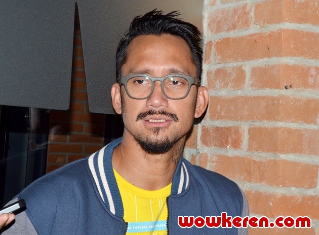 Gambar Foto Tora Sudiro di Konferensi Pers Film 'Demi Cinta'