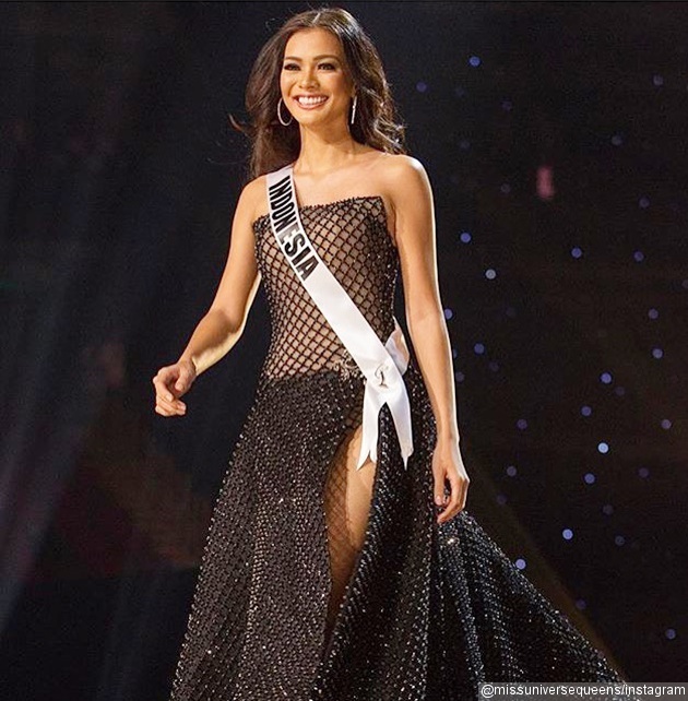 Gambar Foto Miss Indonesia Kezia Warouw Kenakan Gaun Malam Rancangan