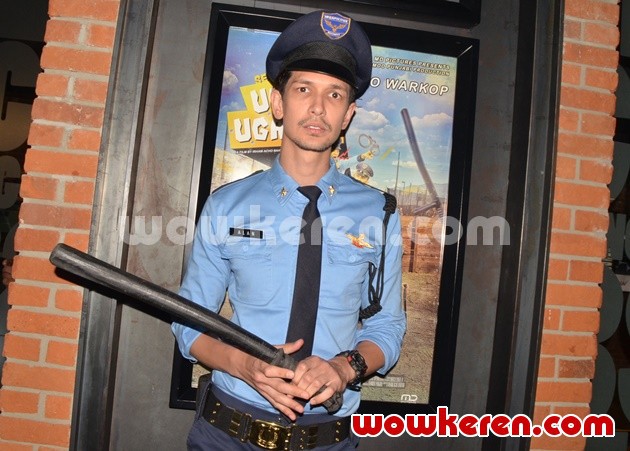 Gambar Foto Dimas Beck di Konferensi Pers Film 'Security Ugal-Ugalan'