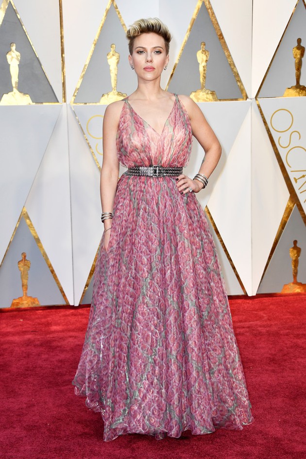 Foto Scarlett Johansson di Red Carpet Oscar 2017