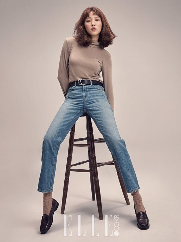 Gambar Foto Lee Sung Kyung di Majalah ELLE Edisi Februari 2017