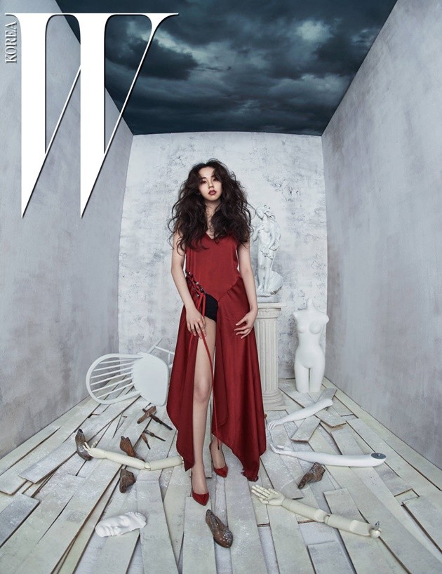 Gambar Foto Sohee di Majalah W Edisi Januari 2017