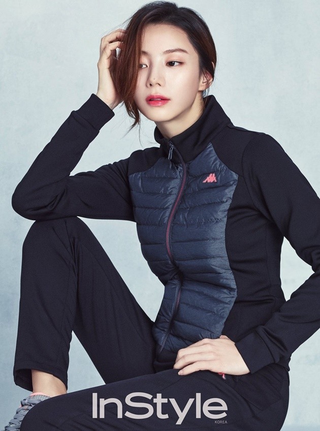 Gambar Foto Park Soo Jin di Majalah InStyle Edisi November 2016