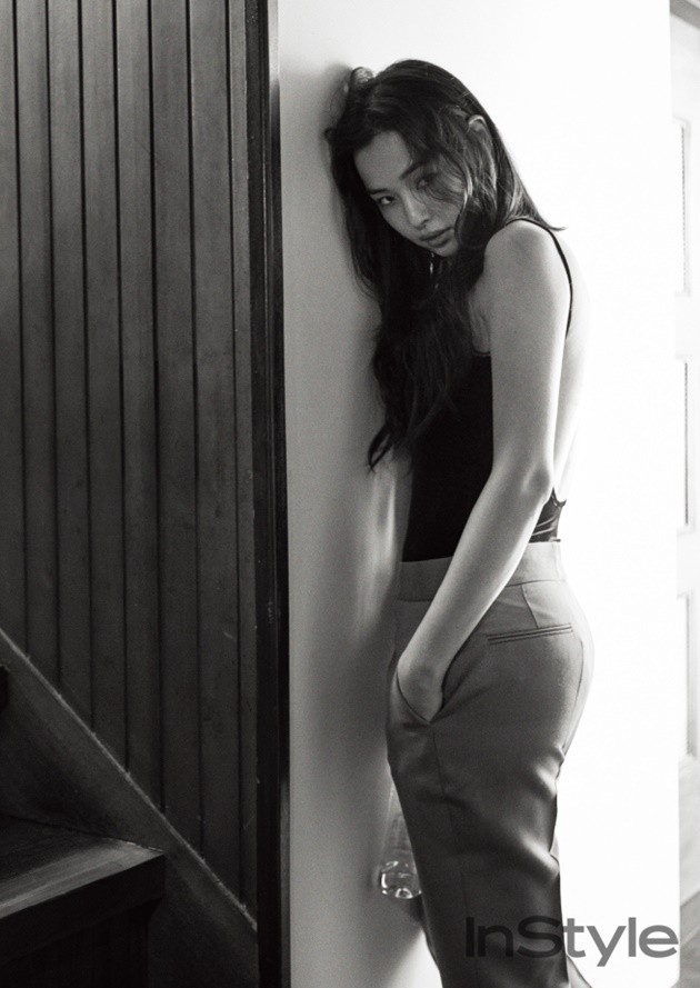 Gambar Foto Honey Lee di Majalah InStyle Edisi Desember 2016