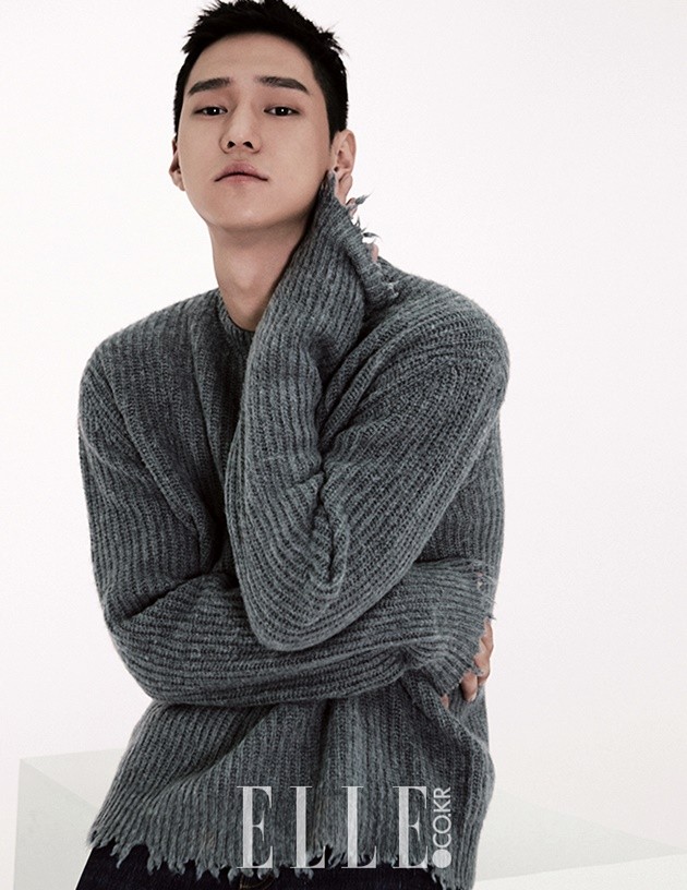 Gambar Foto Go Kyung Pyo di Majalah Elle Edisi Oktober 2016