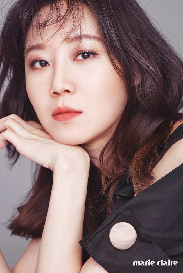Gambar Foto Gong Hyo Jin di Majalah Marie Claire Edisi Januari 2017
