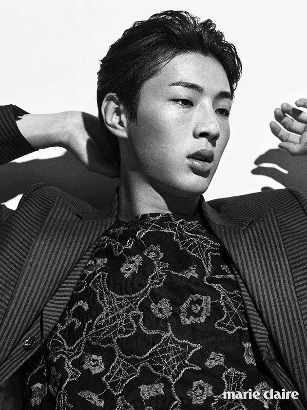Gambar Foto Ji Soo di Majalah Marie Claire Edisi Desember 2016