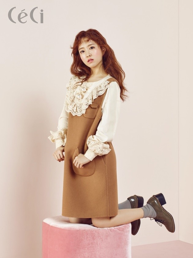 Gambar Foto Park Bo Young di Majalah CeCi Edisi Desember 2016