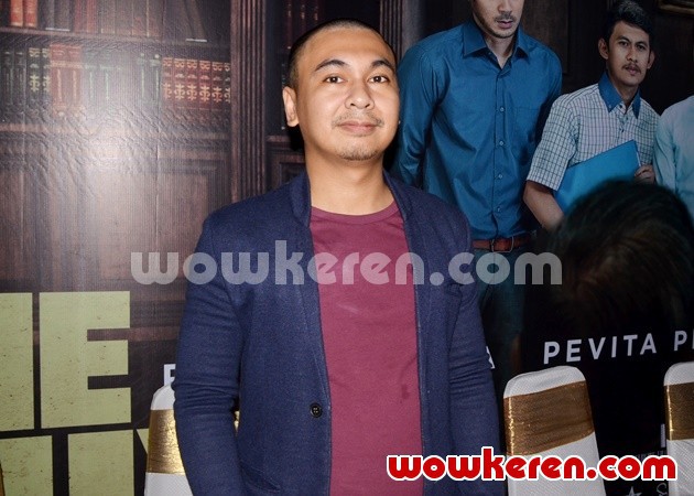 Gambar Foto Raditya Dika di Konferensi Pers Film 'The Guys'