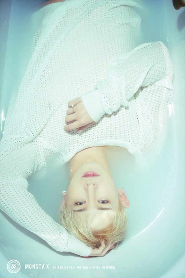Gambar Foto Wonho Monsta X di Teaser Album 'The Clan Pt. 2.5: The Final Chapter'