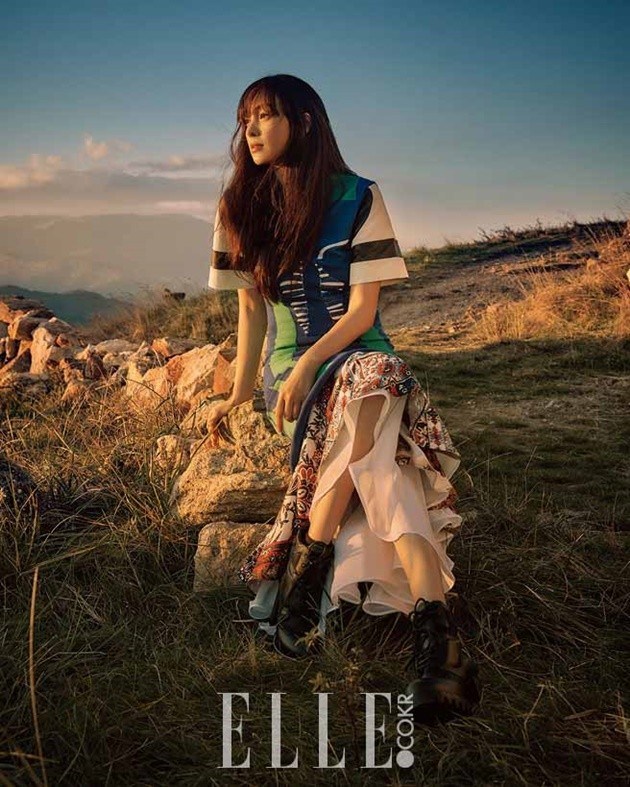 Gambar Foto Lee Na Young di Majalah Elle Edisi Desember 2016