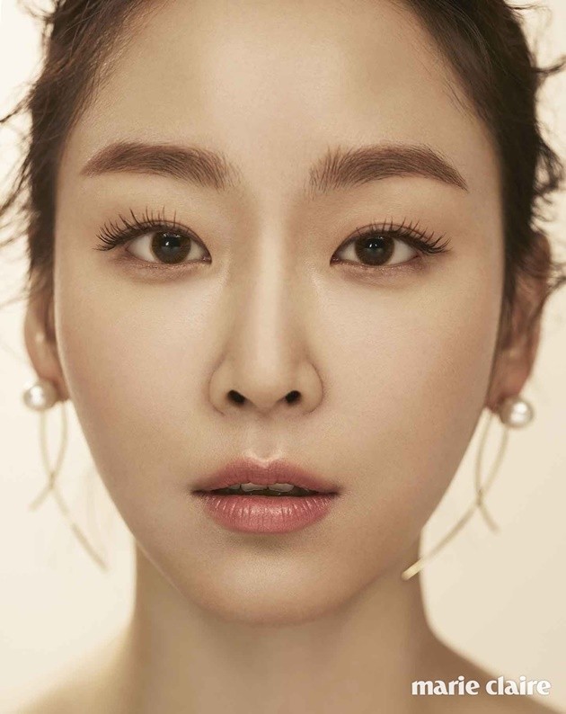 Gambar Foto Seo Hyun Jin di Majalah Marie Claire Edisi Januari 2017
