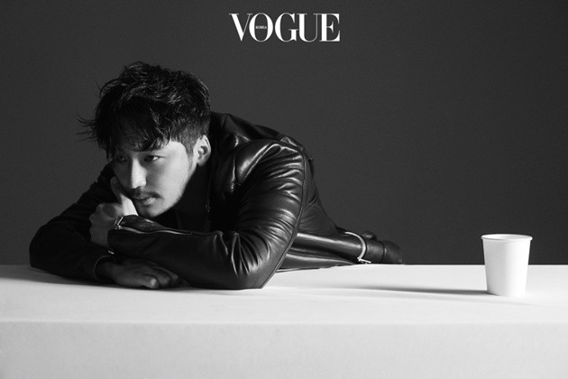 Gambar Foto Byun Yo Han di Majalah Vogue Edisi Desember 2016