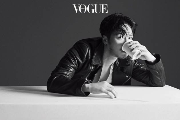 Gambar Foto Byun Yo Han di Majalah Vogue Edisi Desember 2016