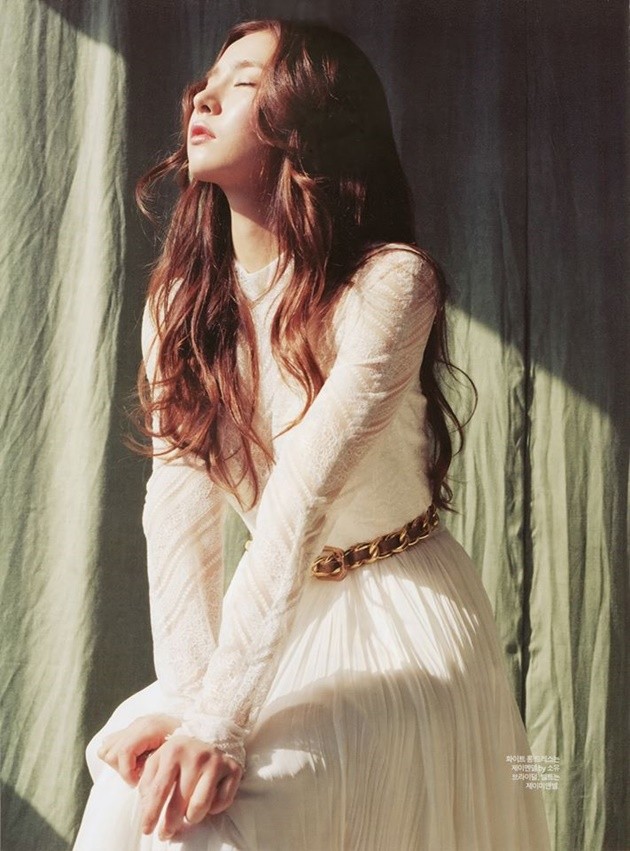 Gambar Foto Shin Se Kyung di Majalah InStyle Edisi Maret 2017