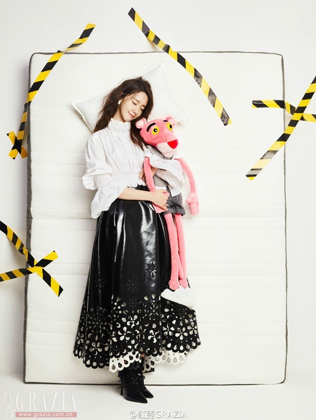Gambar Foto Yoona Girls' Generation di Majalah Grazia China Edisi November 2016
