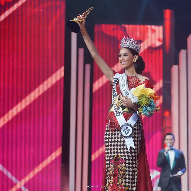 Gambar Foto Bunga Jelitha Ibrani Sebagai Perwakilan dari DKI Jakarta 5 Telah Berhasil Meraih Gelar Puteri Indonesia 2017