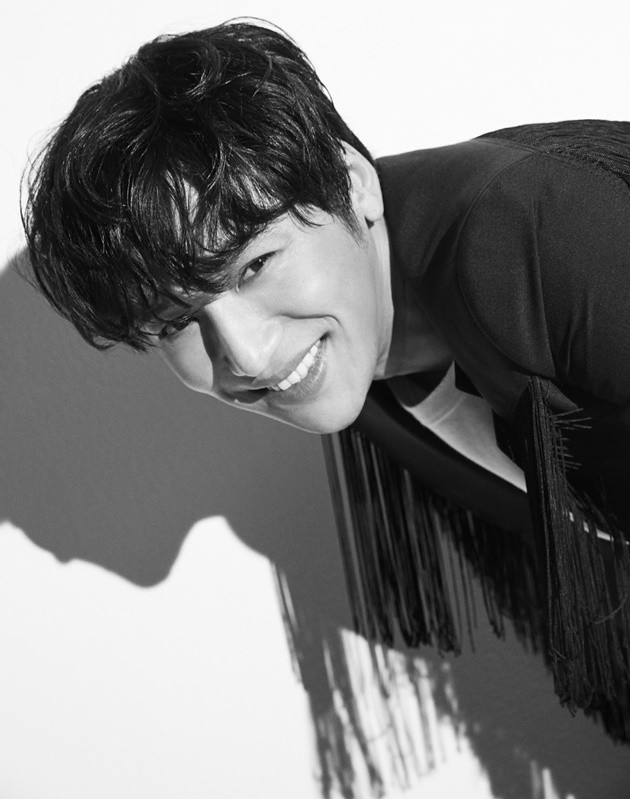 Gambar Foto Byun Yo Han di Majalah L'Officiel Hommes Jepang Edisi Oktober 2016