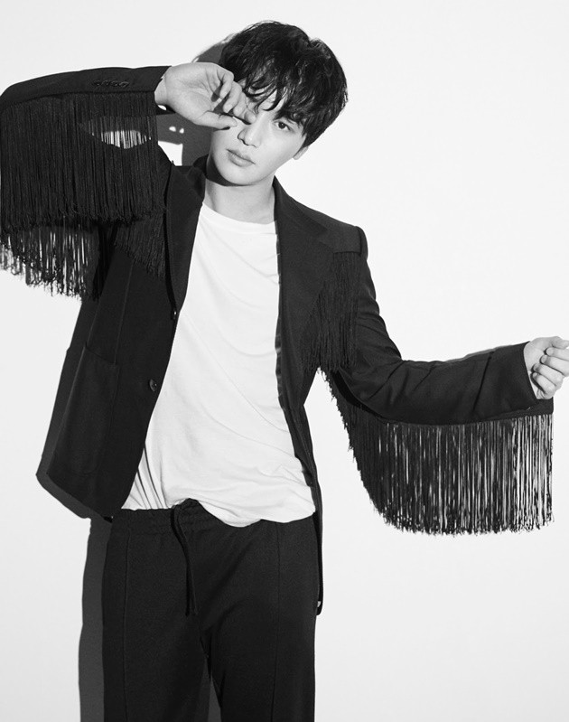 Gambar Foto Byun Yo Han di Majalah L'Officiel Hommes Jepang Edisi Oktober 2016