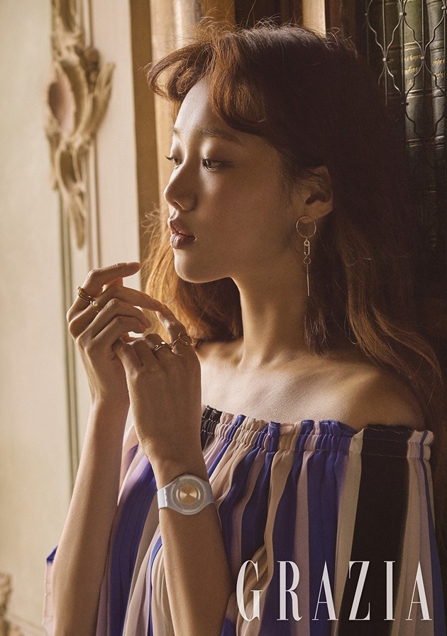 Gambar Foto Lee Sung Kyung di Majalah Grazia Edisi April 2017