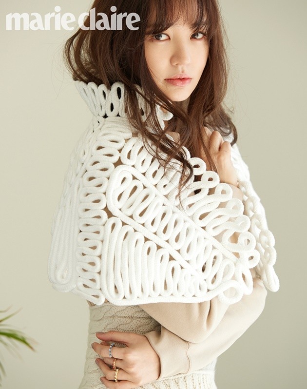 Gambar Foto Yoon Eun Hye di Majalah Marie Claire Edisi April 2017
