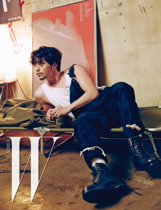 Gambar Foto Byun Yo Han di Majalah W Edisi Februari 2016