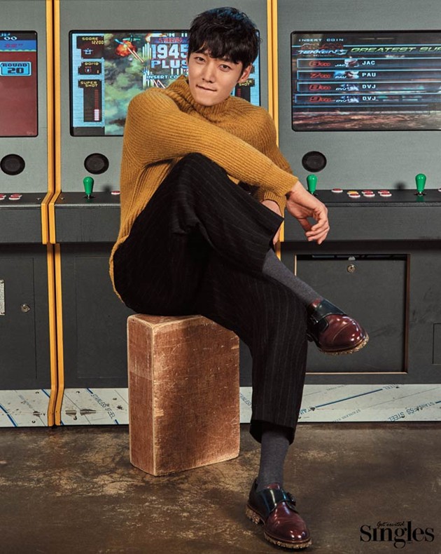 Gambar Foto Choi Jin Hyuk di Majalah Elle Edsisi Agustus 2013 - Foto 2