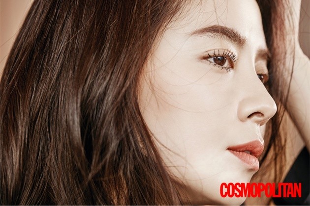 Gambar Foto Song Ji Hyo di Majalah Cosmopolitan Edisi Oktober 2016